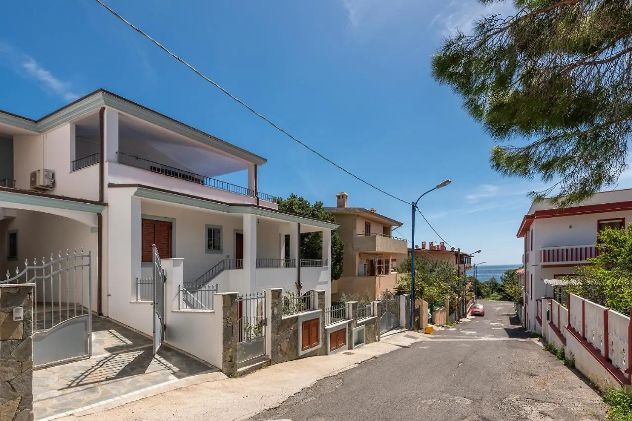 Case I Ginepri A E Attico Cala Gonone 0*,